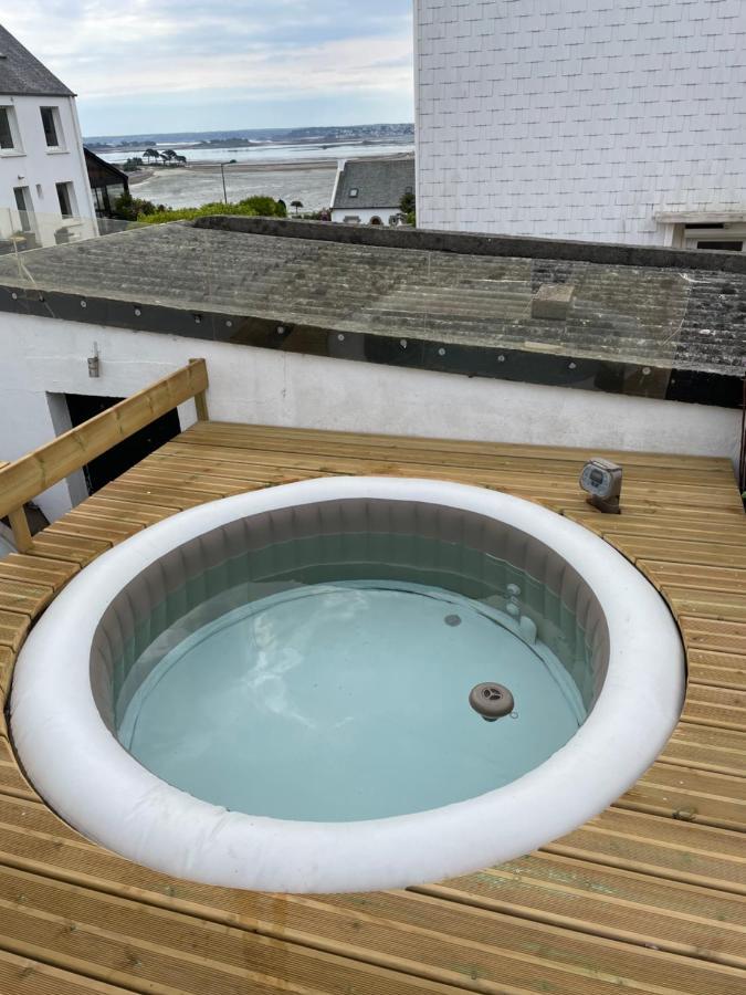 La Bidouric, Jacuzzi Villa Saint-Pol-de-Léon Exterior photo